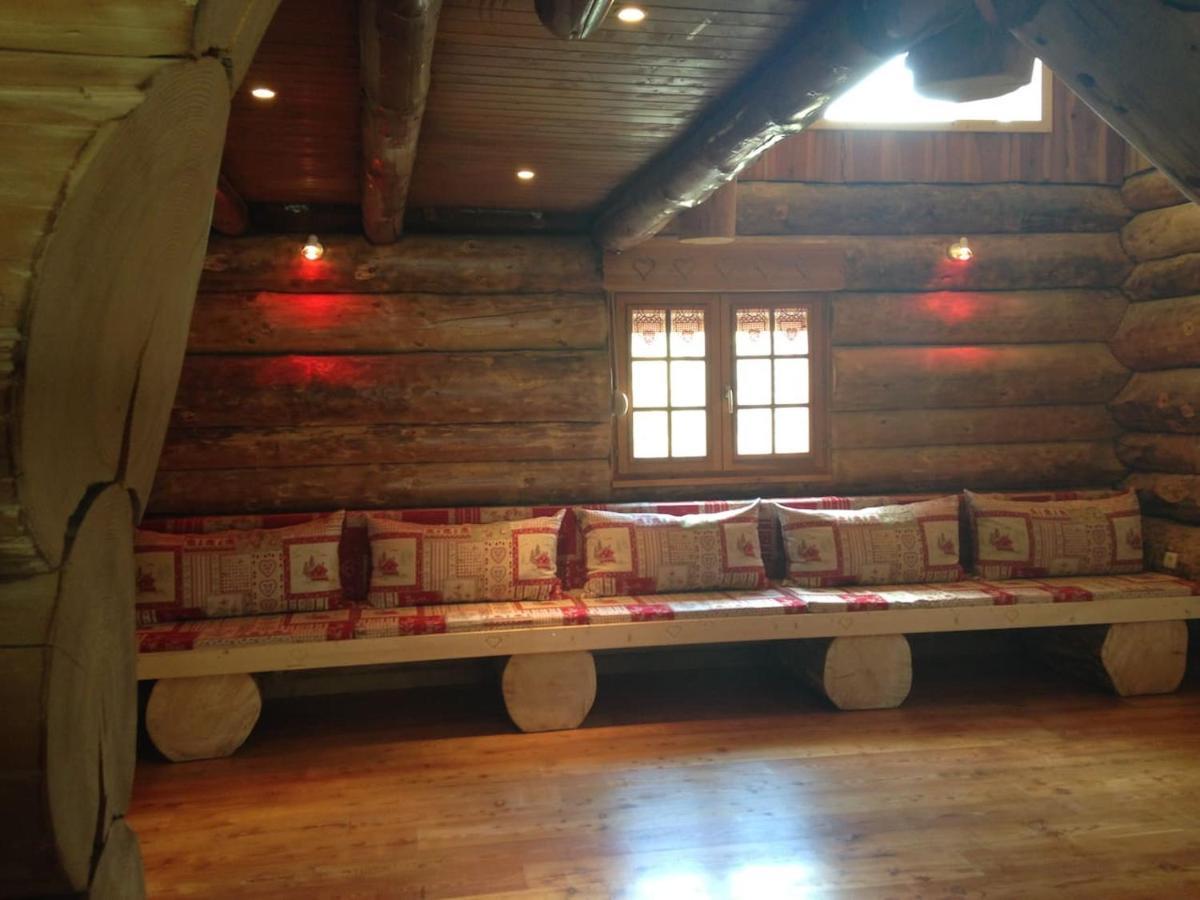 Chalet Spa Le Royal Nathalie Mn La Rouge La Bresse Exterior foto